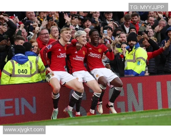 足球明星个人爆燃视频揭秘他们场外的真实生活与激情瞬间