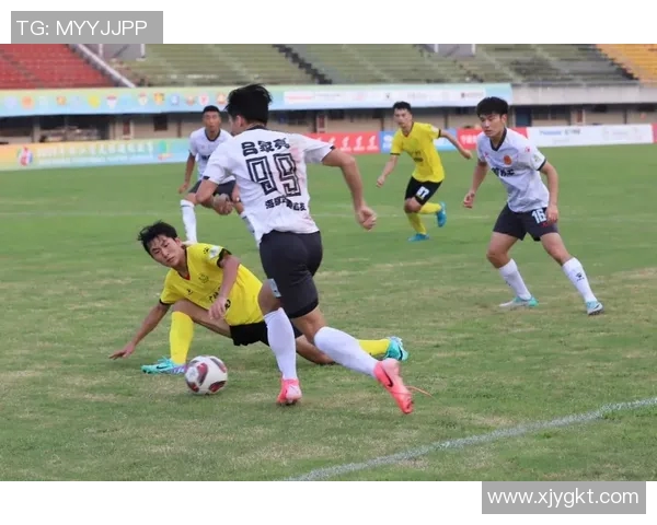 广州排球队逆袭之路揭秘：从低谷到巅峰的奋斗历程与荣耀时刻